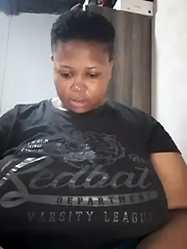 Sexy-queen99xx online show from July 26, 7:15 am