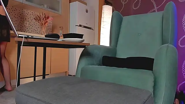 Yourfreebird online show from February 2, 10:46 am