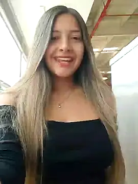 Snapshot of alana_69 chatting on January 15, 4:54 pm alana 69 online show from January 15, 4:54 pm