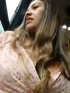 Snapshot of alana_69 chatting on January 29, 3:58 pm alana 69 online show from January 29, 3:58 pm