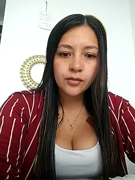 Snapshot of alana_69 chatting on December 2, 9:10 pm alana 69 online show from December 2, 9:10 pm