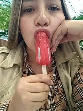 alana 69 online show from July 15, 11:10 pm