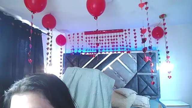 Snapshot of selena_yourmilf chatting on February 6, 6:46 pm selena yourmilf online show from February 6, 6:46 pm