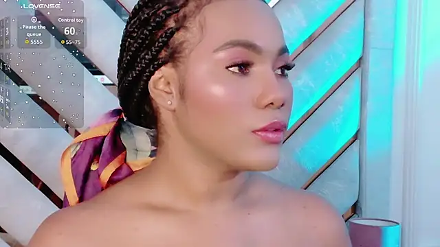 Sara Boom online show from June 7, 4:27 am
