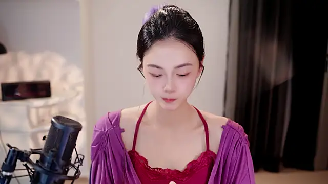 Ocean--Lili online show from June 16, 2:09 pm
