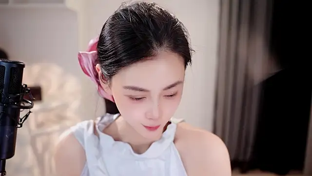 Ocean--Lili online show from June 21, 2:19 pm