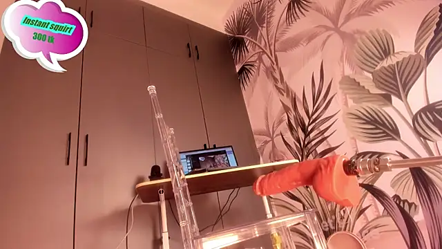 Snapshot of sugar-mirie chatting on March 7, 10:34 am sugar-mirie online show from March 7, 10:34 am