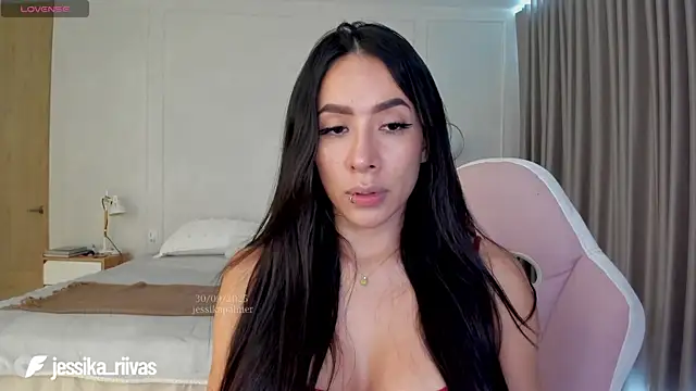 jessikapalmer online show from October 6, 4:04 pm