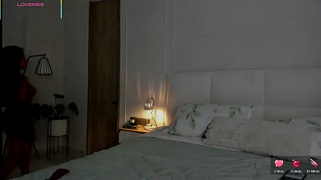 jessikapalmer online show from June 14, 1:02 pm