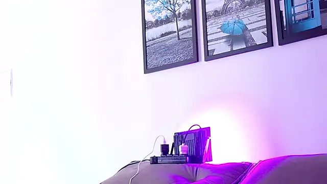 AnnJey online show from February 17, 6:15 pm