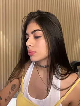 Snapshot of Sarasanders_4 chatting on November 2, 4:59 am Sarasanders 4 online show from November 2, 4:59 am