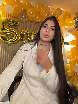 Sarasanders 4 online show from December 20, 5:58 am