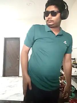 thebrownboi01 online show from March 11, 1:22 am