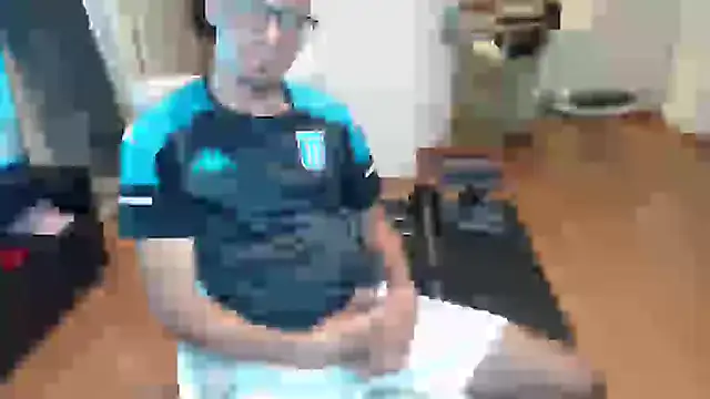 guachin hunk online show from October 22, 3:51 am