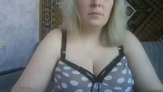 Diana Britt online show from March 27, 6:52 am