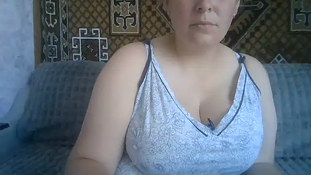 Diana Britt online show from June 26, 7:13 am