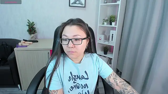 gentle muse online show from January 6, 8:50 pm