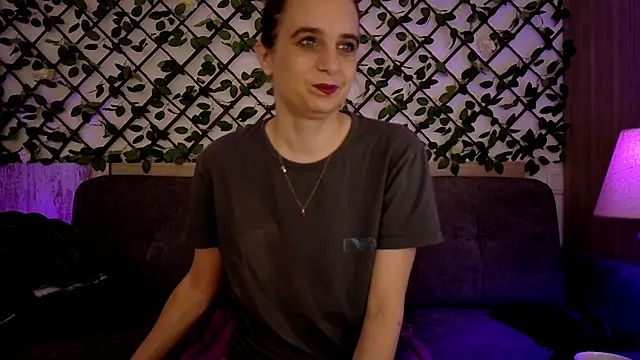 LadyChantale online show from January 19, 9:35 am