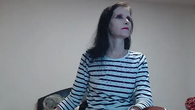 Snapshot of Bonny_Ella chatting on February 9, 6:54 am Bonny Ella online show from February 9, 6:54 am