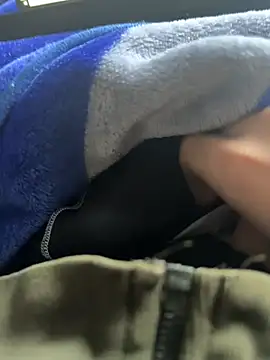 Snapshot of bigdiiiickkk chatting on January 15, 4:33 pm bigdiiiickkk online show from January 15, 4:33 pm