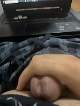 bigdiiiickkk online show from June 11, 8:40 pm
