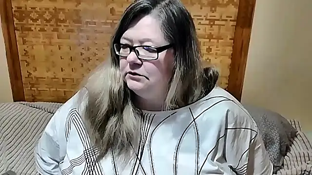 sex2 online show from February 7, 9:37 pm