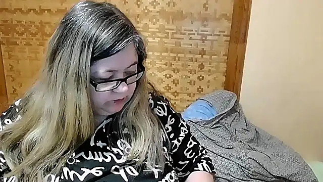 sex2 online show from February 8, 9:46 am