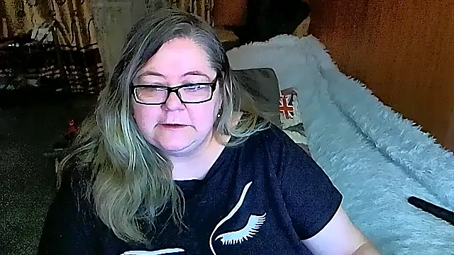 sex2 online show from February 18, 10:47 pm
