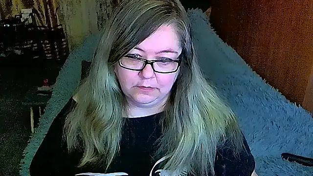 sex2 online show from March 1, 9:15 pm