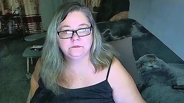 sex2 online show from March 8, 11:30 pm