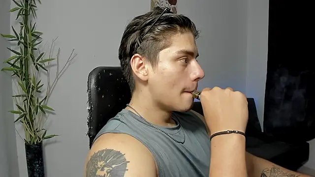 Giordano Russo online show from December 17, 7:07 am