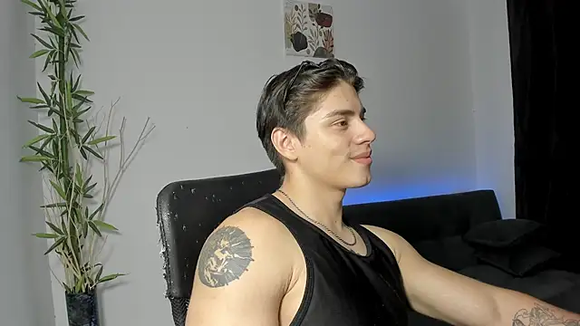 Giordano Russo online show from December 24, 7:06 am