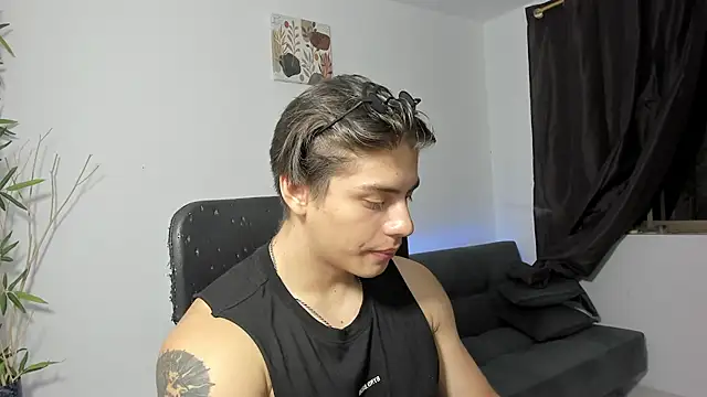 Giordano Russo online show from December 26, 7:49 pm