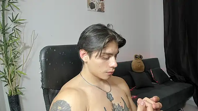 Giordano Russo online show from January 4, 5:48 am