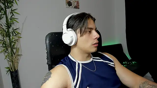 Giordano Russo online show from February 5, 11:39 pm