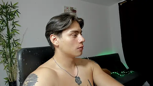 Giordano Russo online show from February 6, 2:44 am