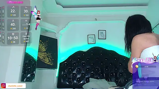Snapshot of cute_charlotte_ chatting on December 18, 3:47 am cute charlotte online show from December 18, 3:47 am