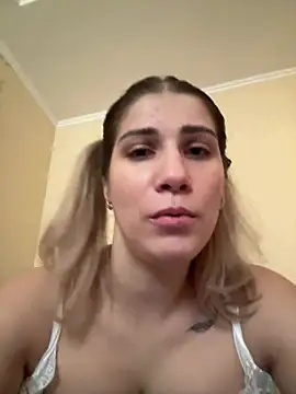 CassandraGood online show from December 13, 8:30 am