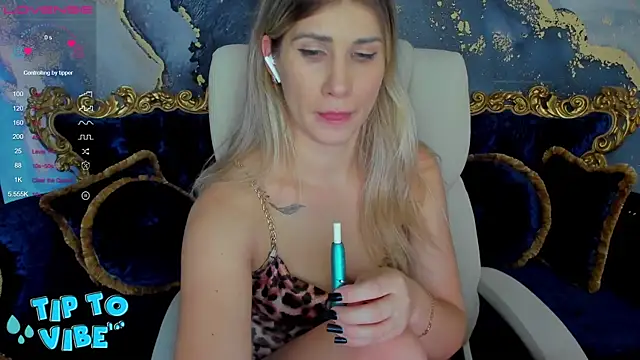 CassandraGood online show from December 14, 2:34 am