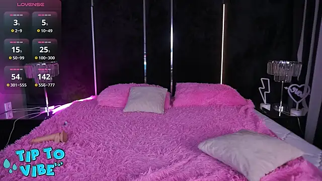 CassandraGood online show from January 11, 1:37 am