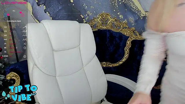 CassandraGood online show from January 13, 12:45 pm