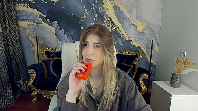 CassandraGood online show from March 13, 9:37 pm