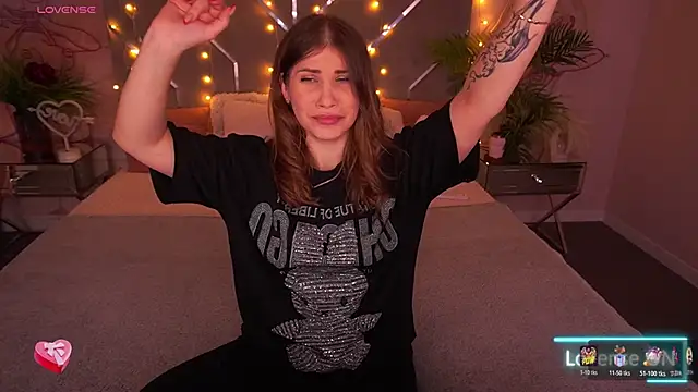 CassandraGood online show from February 12, 7:47 am