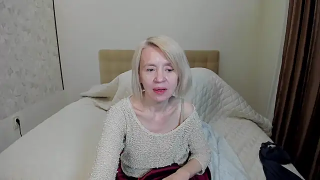 aminalive online show from March 8, 7:09 pm