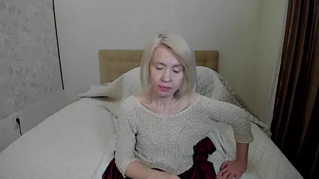 aminalive online show from March 8, 10:13 pm