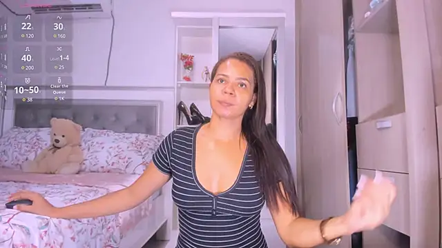 sharonDulce online show from February 9, 11:46 pm