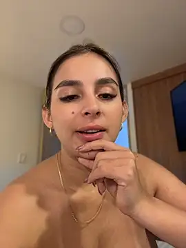 oriana zoeee online show from June 28, 9:54 pm