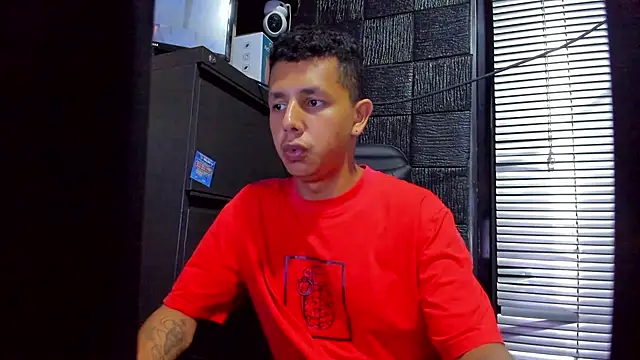 boy bigcock24cm online show from June 4, 11:33 pm