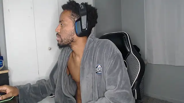 ChrisVacher online show from December 4, 6:22 am