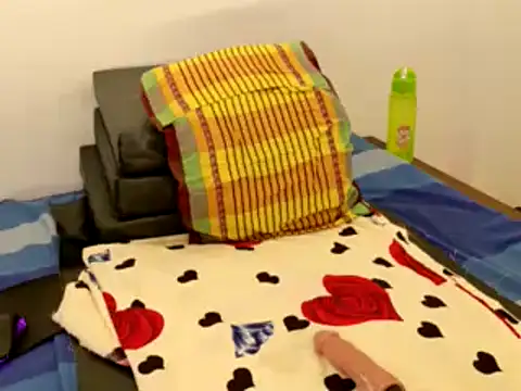 Snapshot of Suzzy-SL chatting on September 9, 2:33 am Suzzy-SL online show from September 9, 2:33 am